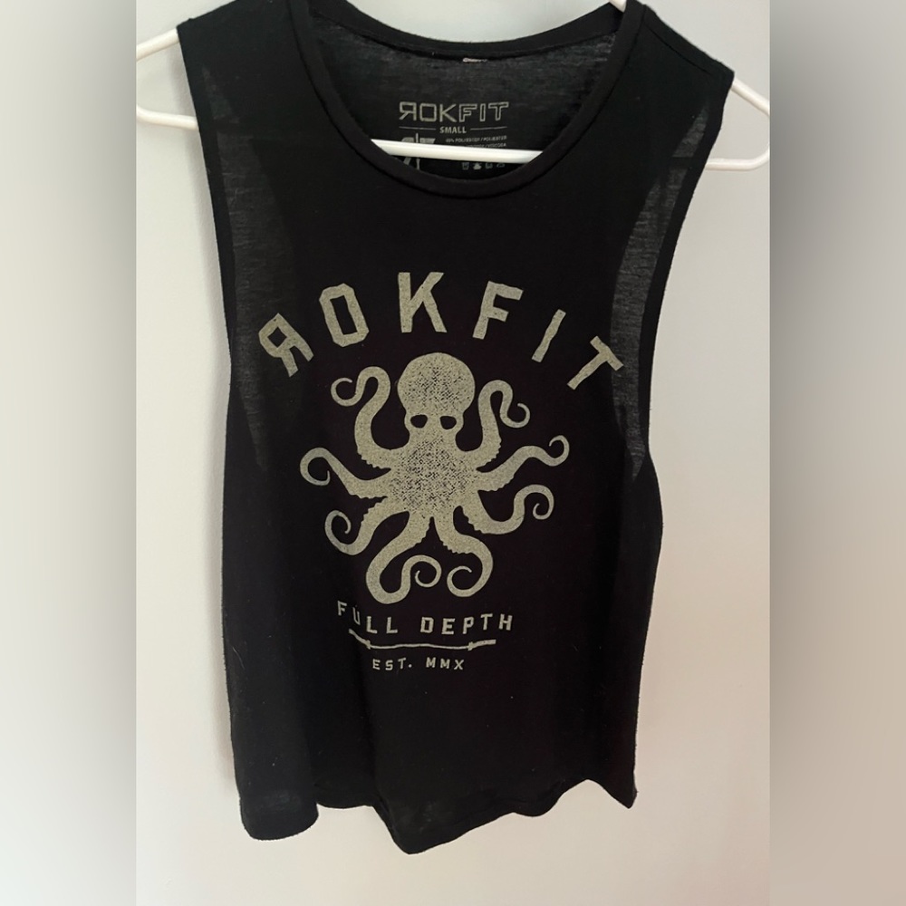 Rokfit tank